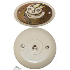 Flush mounting wallbox with 6P4C socket